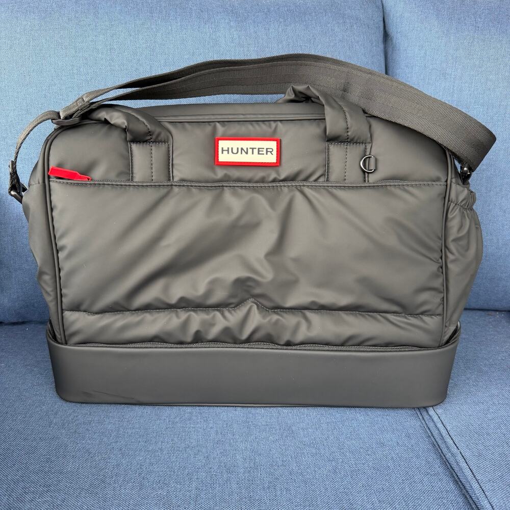 Hunter Puffer Weekender Bag Black Travel Tote NWT Shoe Compartment Carry On FIRM